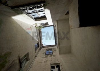 Edificio all\'aperto - Castle Piazza De Reisis
 
0, Scerni - photo 12