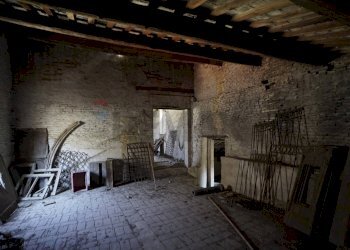 Stanza vuota - Castle Piazza De Reisis
 
0, Scerni - photo 17