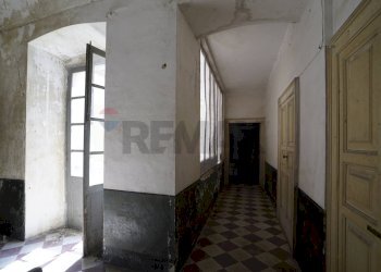 Hall / corridoio - Castle Piazza De Reisis
 
0, Scerni - photo 24