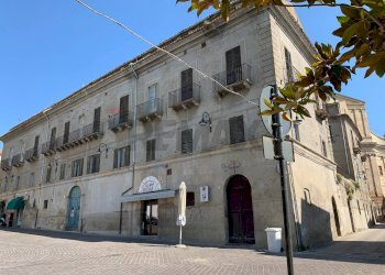 Edificio all\'aperto - Castle Piazza De Reisis
 
0, Scerni - photo 75