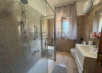 Bagno - Apartment via Cavalieri Vittorio Veneto
 
78, Atessa - photo 19