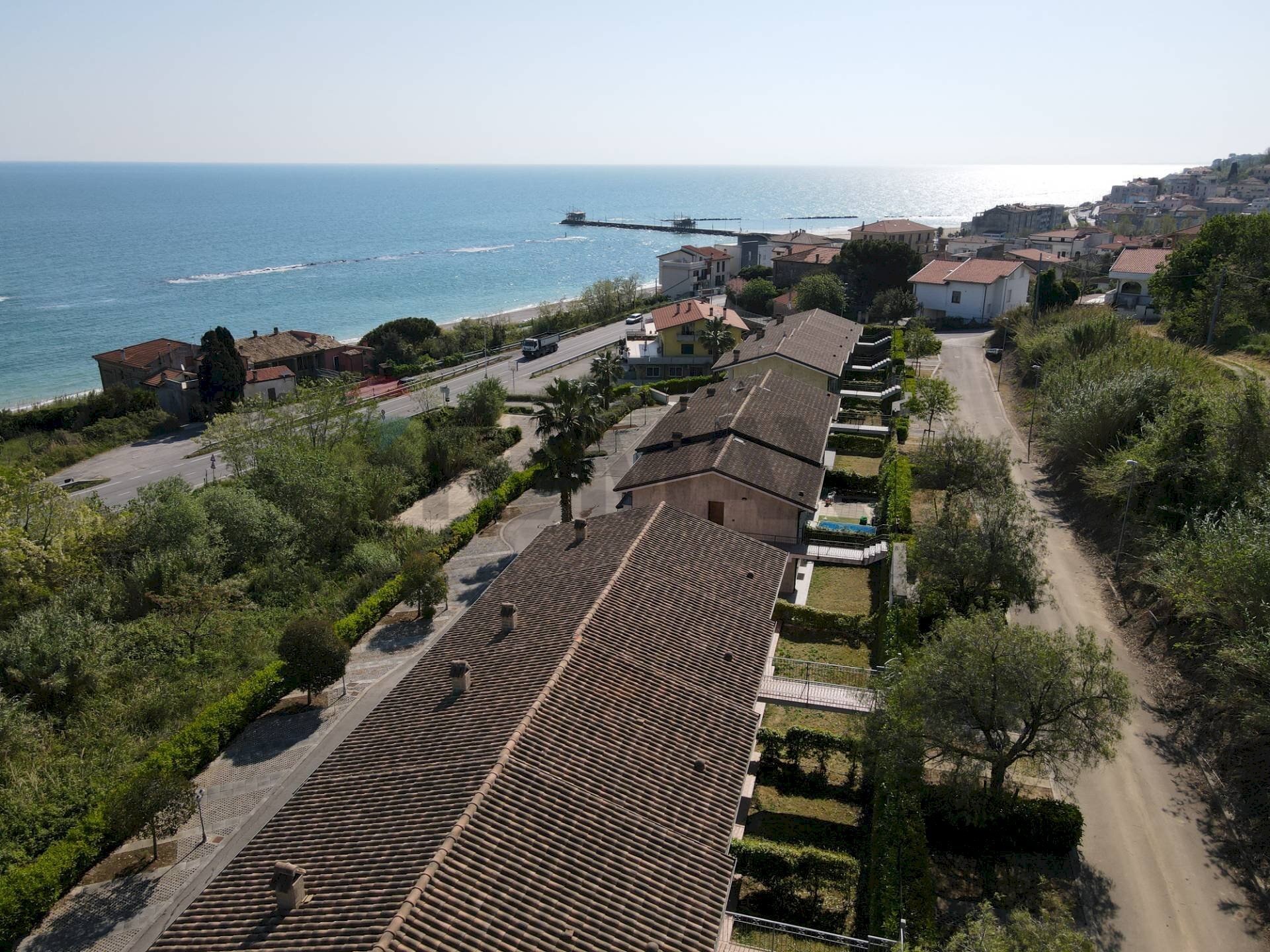 Vista dell\'acqua - Trilocale Via Adriatica Nord
 
75, San Vito Chietino - foto 2