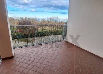 Balcone - Trilocale Via Adriatica Nord
 
75, San Vito Chietino - foto 2