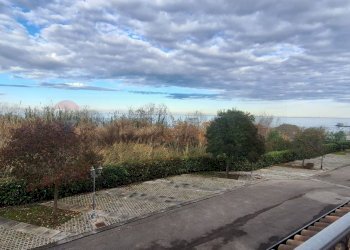 Vista dell\'acqua - Trilocale Via Adriatica Nord
 
75, San Vito Chietino - foto 5