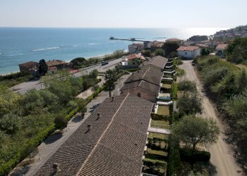 Vista dell\'acqua - Villa Bifamiliare Via Adriatica Nord
 
75, San Vito Chietino - foto 2