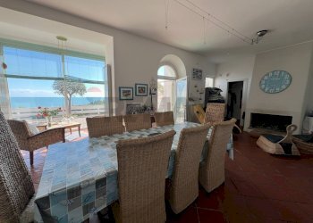 Sala da pranzo - Villa Via Finocchietto
 
10, Fossacesia - photo 15