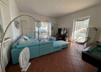 Soggiorno - Villa Via Finocchietto
 
10, Fossacesia - photo 19