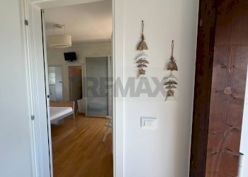 Hall / corridoio - Villa Via Finocchietto
 
10, Fossacesia - photo 38