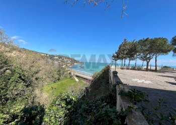 Vista dell\'acqua - Villa Via Finocchietto
 
10, Fossacesia - photo 61