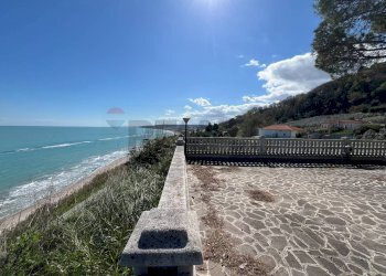 Vista dell\'acqua - Villa Via Finocchietto
 
10, Fossacesia - photo 69