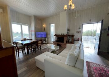 Sala da pranzo - Villa Contrada Rosciavizza
 
snc, Mozzagrogna - foto 1