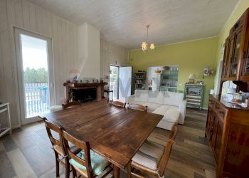 Sala da pranzo - Villa Contrada Rosciavizza
 
snc, Mozzagrogna - foto 19