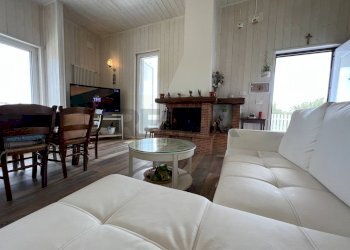 Sala da pranzo - Villa Contrada Rosciavizza
 
snc, Mozzagrogna - foto 23