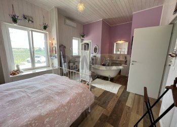 Camera / camera da letto - Villa Contrada Rosciavizza
 
snc, Mozzagrogna - foto 45
