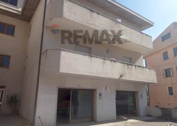 Edificio all\'aperto - Locale Commerciale Via Ortonese
70, Orsogna - foto 14