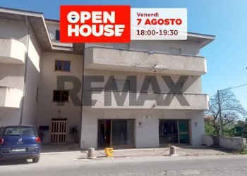 Edificio all\'aperto - Locale Commerciale Via Ortonese
70, Orsogna - foto 1