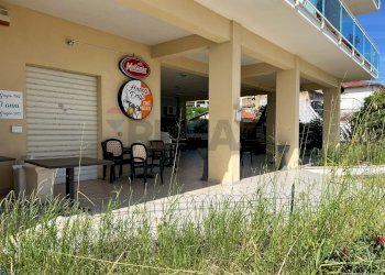 Edificio all\'aperto - Commercial Premises VIa Lungomare
 
86, Fossacesia - photo 4
