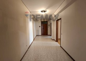 Hall / corridoio - Apartment Via Dei Marsi
 
3, Castel Frentano - photo 16