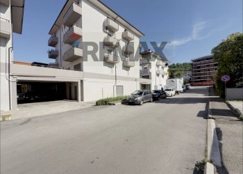 Edificio all\'aperto - Apartment Via Nazionale
 
553, Altino - photo 1