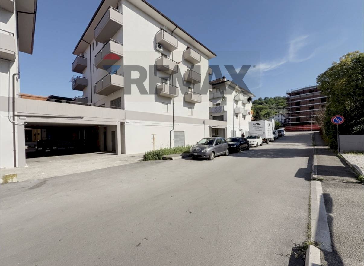 Edificio all\'aperto - Apartment Via Nazionale
 
553, Altino - photo 1