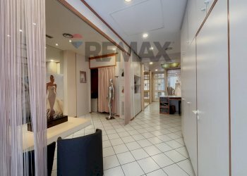 Ricezione / Lobby - Negozio Via Corso Bandiera
71, Lanciano - foto 9