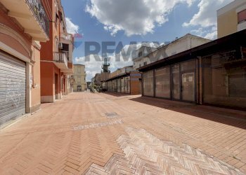 Terrazza - Negozio Via Corso Bandiera
71, Lanciano - foto 15