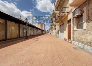 Terrazza - Negozio Via Corso Bandiera
71, Lanciano - foto 16
