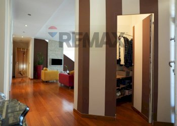 Hall / corridoio - Casa semi indipendente Contrada Villa Andreoli
 
120, Lanciano - foto 12
