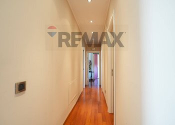 Hall / corridoio - Casa semi indipendente Contrada Villa Andreoli
 
120, Lanciano - foto 19