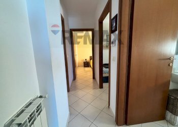 Hall / corridoio - Four-room apartment Via Lungomare
 
2, Fossacesia - photo 28