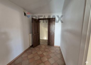 Stanza vuota - Attic Via Benedetto Croce
 
3, Castel Frentano - photo 11