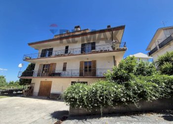 Edificio all\'aperto - Attic Via Benedetto Croce
 
3, Castel Frentano - photo 13