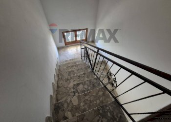 Scale - Attic Via Benedetto Croce
 
3, Castel Frentano - photo 31