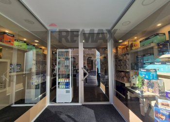 Ricezione / Lobby - Attività Commerciale Corso Trento e Trieste
121, Lanciano - foto 1