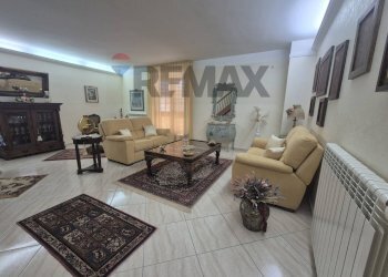 Soggiorno - Villa a Schiera Via Antonella D'Aquino
50, Francavilla al Mare - foto 2