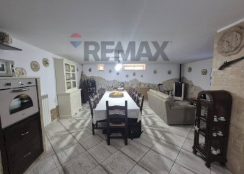 Sala da pranzo - Villa a Schiera Via Antonella D'Aquino
50, Francavilla al Mare - foto 37