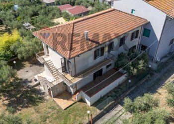Casa all\'aperto - Semi-detached house Via Sant'Egidio Vico 4
 
5, Fossacesia - photo 9