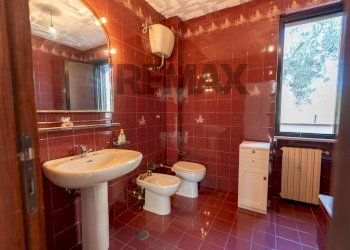 Bagno - Semi-detached house Via Sant'Egidio Vico 4
 
5, Fossacesia - photo 37