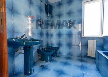 Bagno - Semi-detached house Via Sant'Egidio Vico 4
 
5, Fossacesia - photo 56