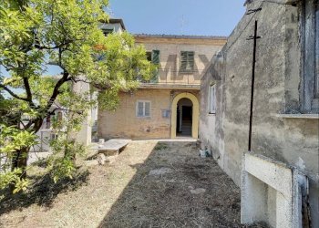 Casa all\'aperto - Casa semi indipendente Contrada Santa Liberata
 
snc, Lanciano - foto 3
