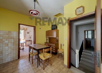 Sala da pranzo - Casa semi indipendente Contrada Santa Liberata
 
snc, Lanciano - foto 10