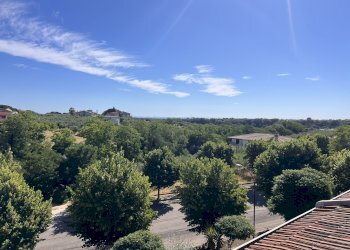 Vista delle montagne - Semi-detached Villa Via Gabriele D'Annunzio
 
6, Lanciano - photo 29