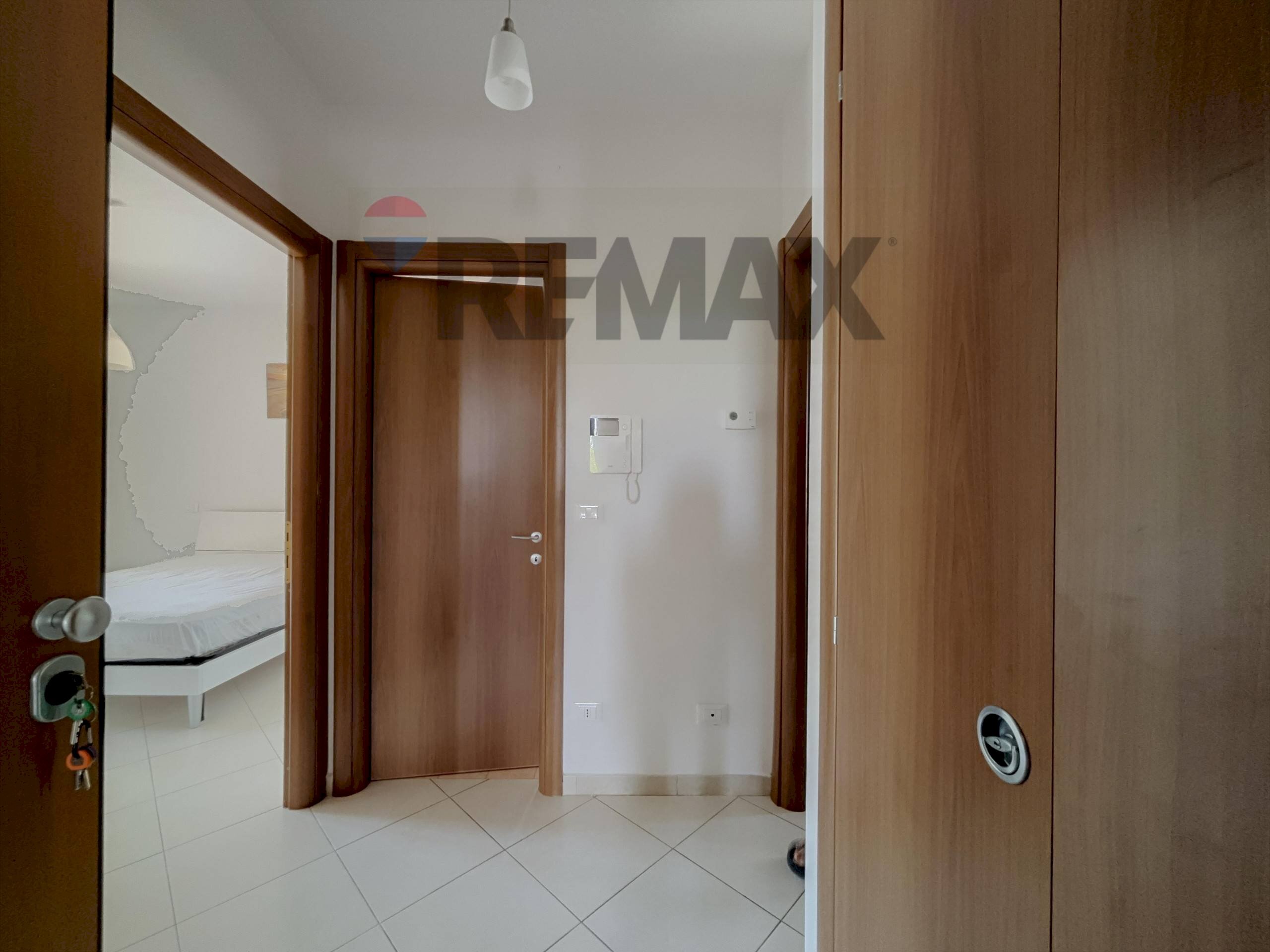 Hall / corridoio - Trilocale Via Battaglia Del Sangro
93, Mozzagrogna - foto 3
