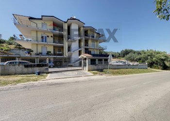 Edificio all\'aperto - Three-room apartment Via Battaglia Del Sangro
 
93, Mozzagrogna - photo 2