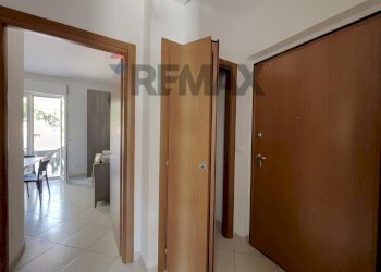 Hall / corridoio - Three-room apartment Via Battaglia Del Sangro
 
93, Mozzagrogna - photo 16