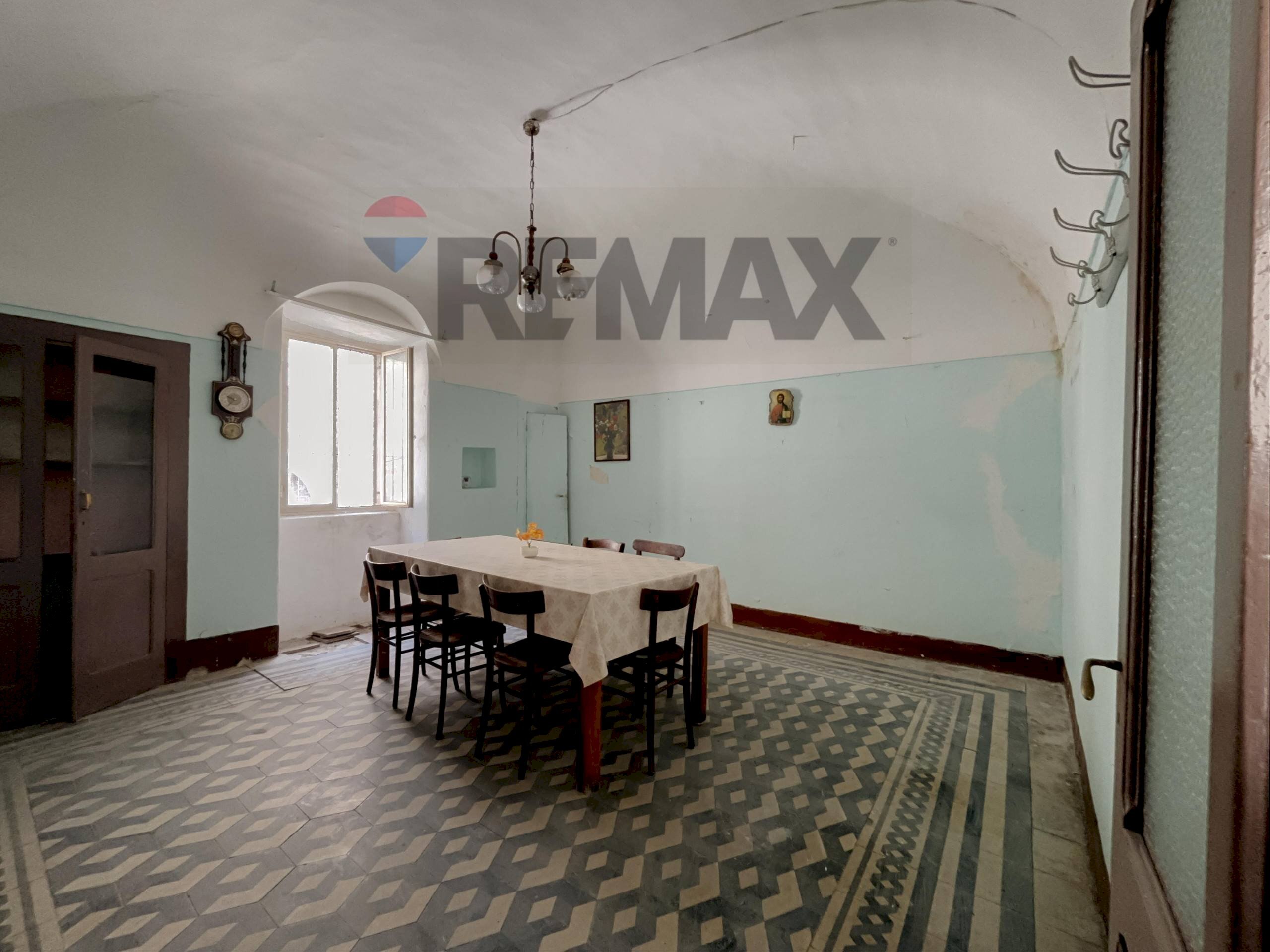 Sala da pranzo - Casa semi indipendente Salita della Pace
 
2, Montazzoli - foto 3