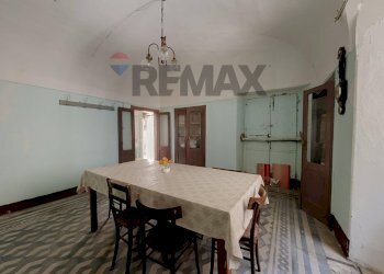 Sala da pranzo - Casa semi indipendente Salita della Pace
 
2, Montazzoli - foto 6
