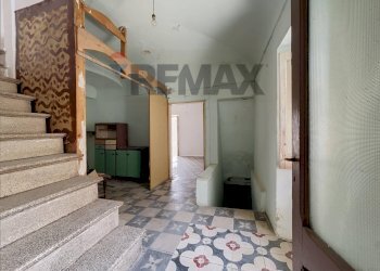 Scale - Casa semi indipendente Salita della Pace
 
2, Montazzoli - foto 9