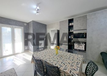 Sala da pranzo - Appartamento Via Spataro
 
4/D, Lanciano - foto 11