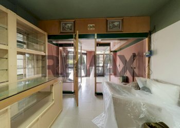 Ricezione / Lobby - Negozio Via Calvario
26, San Vito Chietino - foto 5